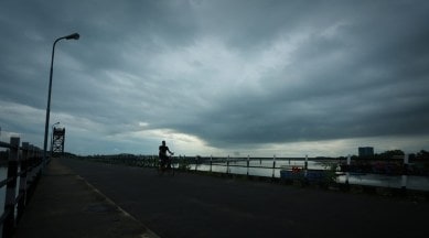 Cyclone Tauktae, cyclone in arabin sea, kerala cyclone weather update, kerala rain news, Cyclone Tauktae kerala, Cyclone Tauktaeupdates, Cyclone Tauktae arabian sea, arabian sea cyclone news, indian express
