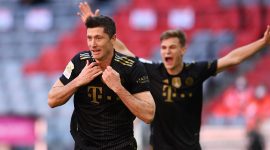 Robert Lewandowski, Robert Lewandowski record, Robert Lewandowski most goals in season, Robert Lewandowski gerd mueller, Robert Lewandowski bundesliga record