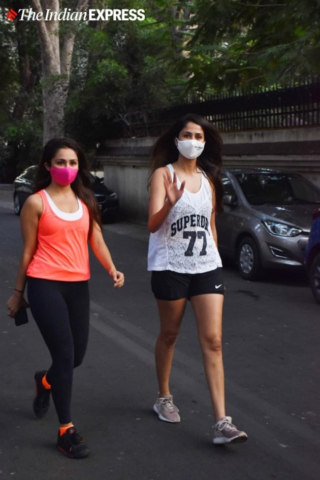 malvika sonakshi raaj sisters