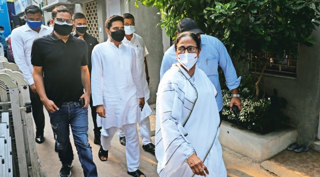 Mamata Banerjee, along with party MP Abhishek Banerjee and TMC poll strategist Prashant Kishore (Photo: Partha Paul/File)