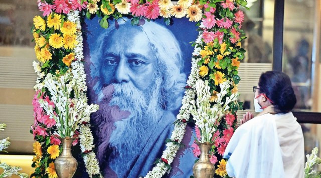 Tribue to Tagore: West Bengal Chief Minister Mamata Banerjee pays tribute to Rabindranath Tagore on his birth anniversary in Kolkata on Sunday. (Photo: ANI)