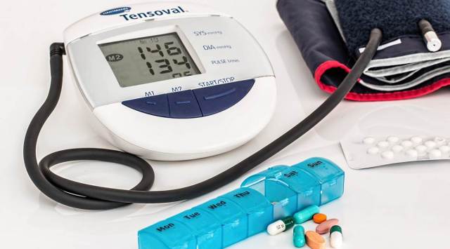 World Hypertension Day, hypertension, hypertension signs and symptoms, hypertension treatment, high blood pressure, best foods for hypertension, heart health, indian express news