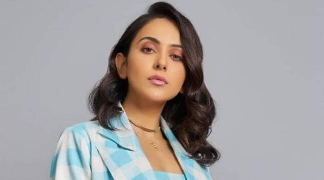What do you think of her look? 
