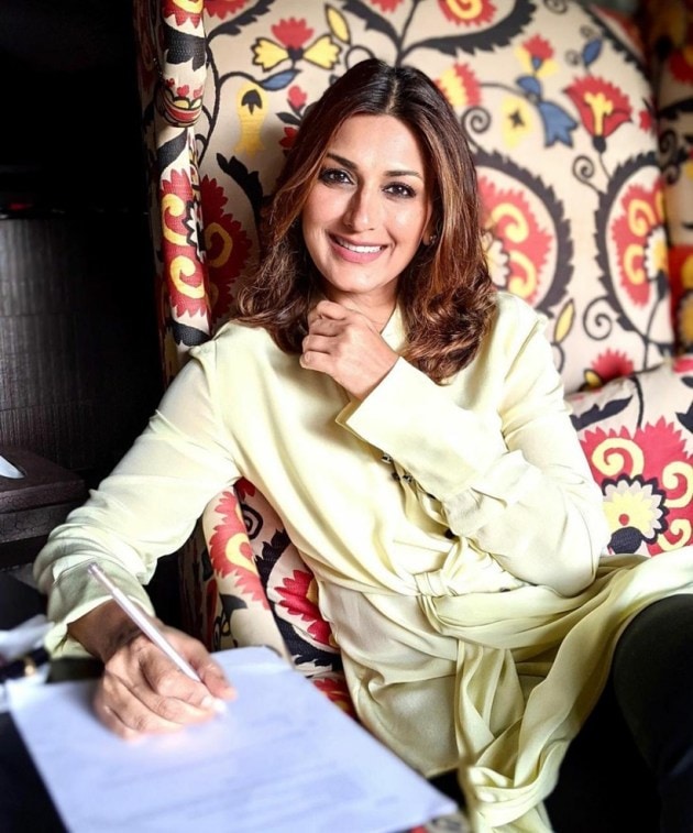 celebrity authors, Bollywood, famous celebs turned authors, books by celebrities, Books by actors, Books by actresses