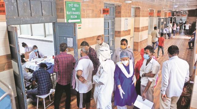 UP government, Uttar Pradesh, covid-19 vaccination in UP, coronavirus vaccines in UP, covid-19 cases in UP, UP news, india news, indian express