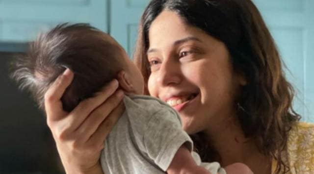 Addite Malik, Addite Malik son, Addite Malik new mother, Addite Malik motherhood, Addite Malik breastfeed vs formula feed, Addite Malik on formula feed, Addite Malik news, Addite Malik motherhood experience, indian express news