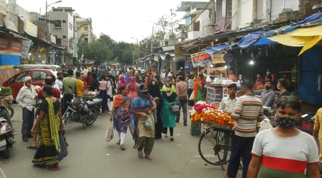 Crowds are back at New Delhi's Trilokpuri market even before lockdown norms are relaxed. (Express Photo: Praveen Khanna)
