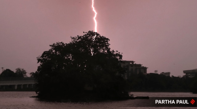 In the evening, thunderstorms with lightning and gusty winds occurred in several south Bengal districts after a sweltering day, said the Met department.(Express Photo by Partha Paul)