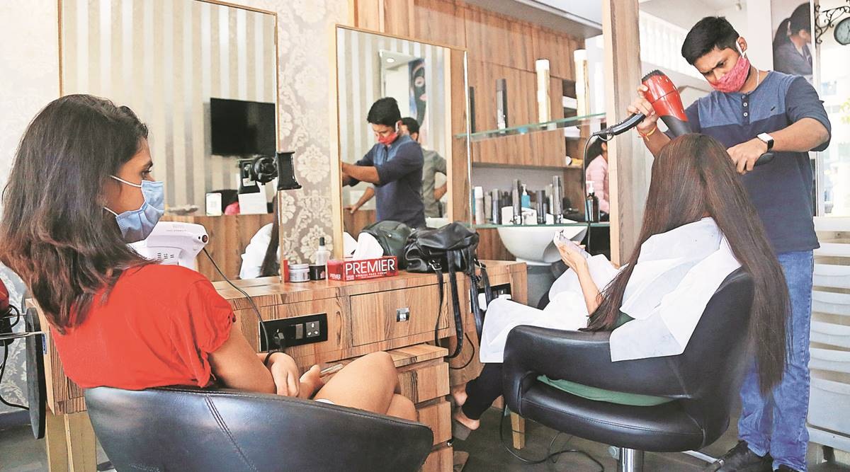 Mumbai Reopening of nonessential shops leads to crowding in market