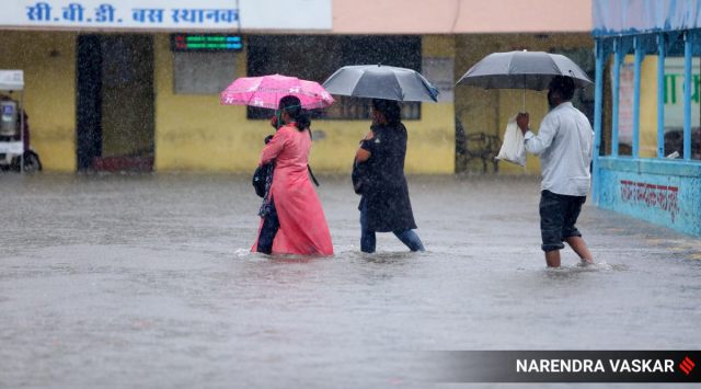 Till Tuesday, an orange alert continued to be in force in the city and the Konkan region, indicating heavy to very heavy rain at a few places.
