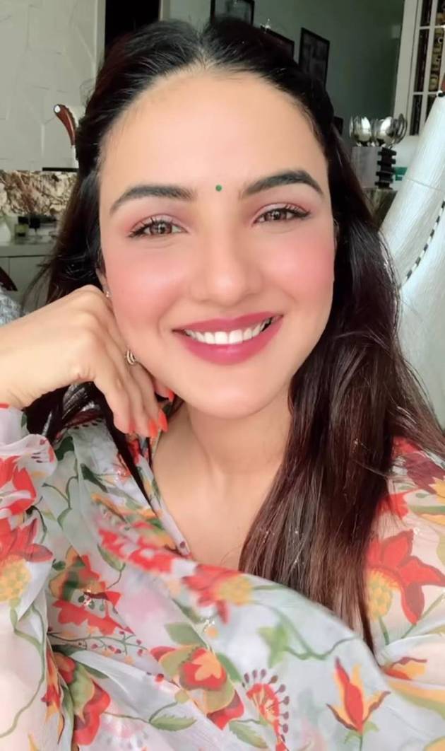 jasmin bhasin