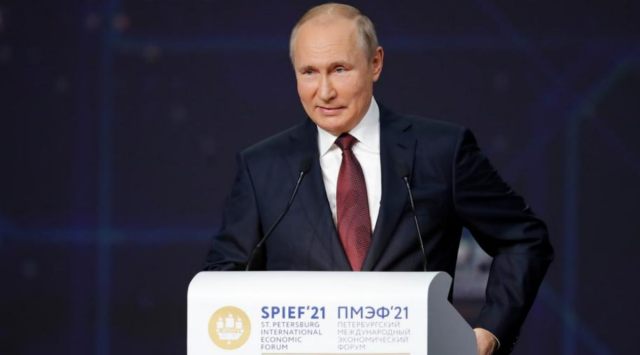 In an interview on state TV, Putin stressed that cybersecurity was one of the most important issues at present, because "turning all kinds of systems off can lead to really difficult consequences." (Dmitri Lovetsky/AP Photo/picture alliance	)
