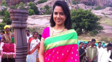 Sameera Reddy, Sameera Reddy body positive, Sameera Reddy body positivity, Sameera Reddy positive body image, Sameera Reddy on her flab, Sameera Reddy talking about her body, Sameera Reddy on self-love, indian express news