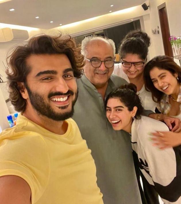 Happy Birthday Arjun Kapoor, Bollywood birthdays, Arjun Kapoor and Jahnvi Kapoor, Arjun Kapoor and Sonam Kapoor, Arjun Kapoor and Anshula Kapoor, Arjun Kapoor and siblings, Arjun Kapoor family, Birthday boy Arjun Kapoor, indianexpress.com