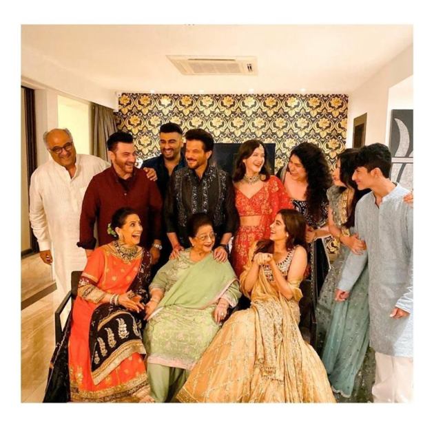 Happy Birthday Arjun Kapoor, Bollywood birthdays, Arjun Kapoor and Jahnvi Kapoor, Arjun Kapoor and Sonam Kapoor, Arjun Kapoor and Anshula Kapoor, Arjun Kapoor and siblings, Arjun Kapoor family, Birthday boy Arjun Kapoor, indianexpress.com