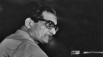 From growing up in Shantiniketan to winning Nobel Prize: Amartya Sen looks back at his journey