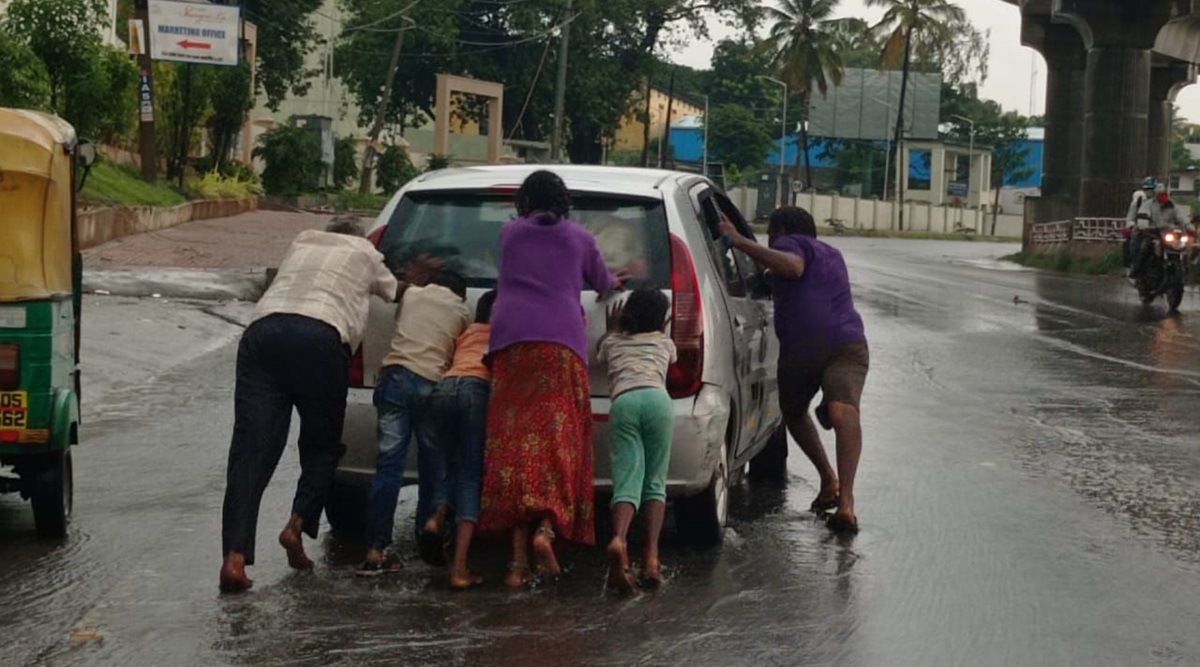 Heavy Rains In Parts Of Bengaluru Leave Houses In Low-lying Areas ...