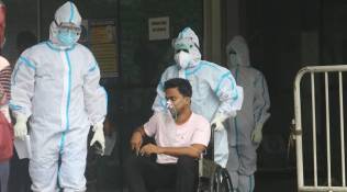 Covid-19 India Second Wave, central government, state government, Covid-19 cases in india, coronavirus cases in india, india covid-19 vaccination, coronavirus vaccine, indian express column