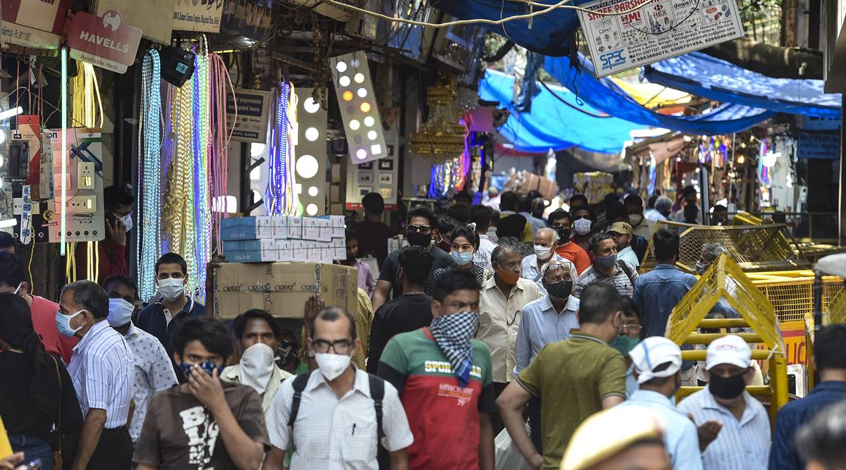 'Ensure lockdown opening up is 'carefully calibrated'; no crowding in markets': Centre to states