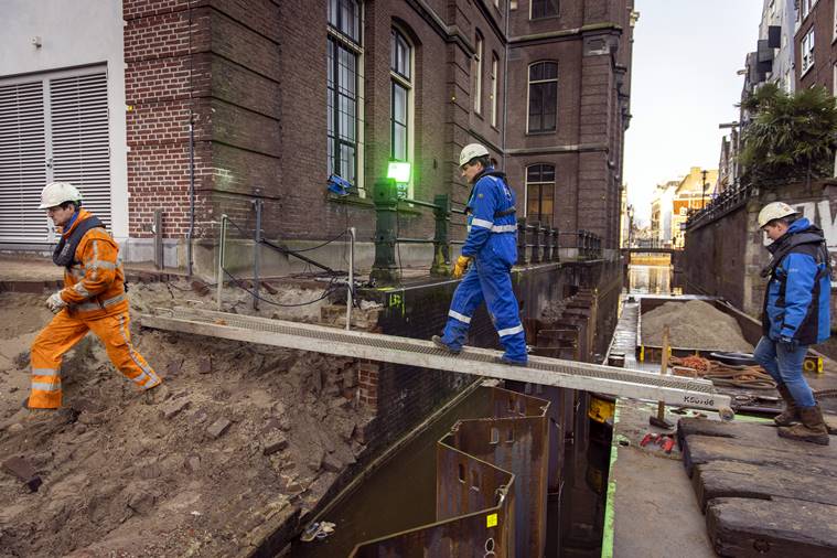 Sinkholes, collapsing canal walls, rickety bridges: Amsterdam is crumbling