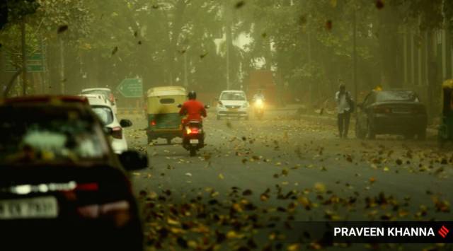 Met officials said the wind speeds in Delhi, Gurgaon, Faridabad, Ghaziabad and Noida went up to 60 kmph in the evening. (Express Photo by Praveen Khanna/File)