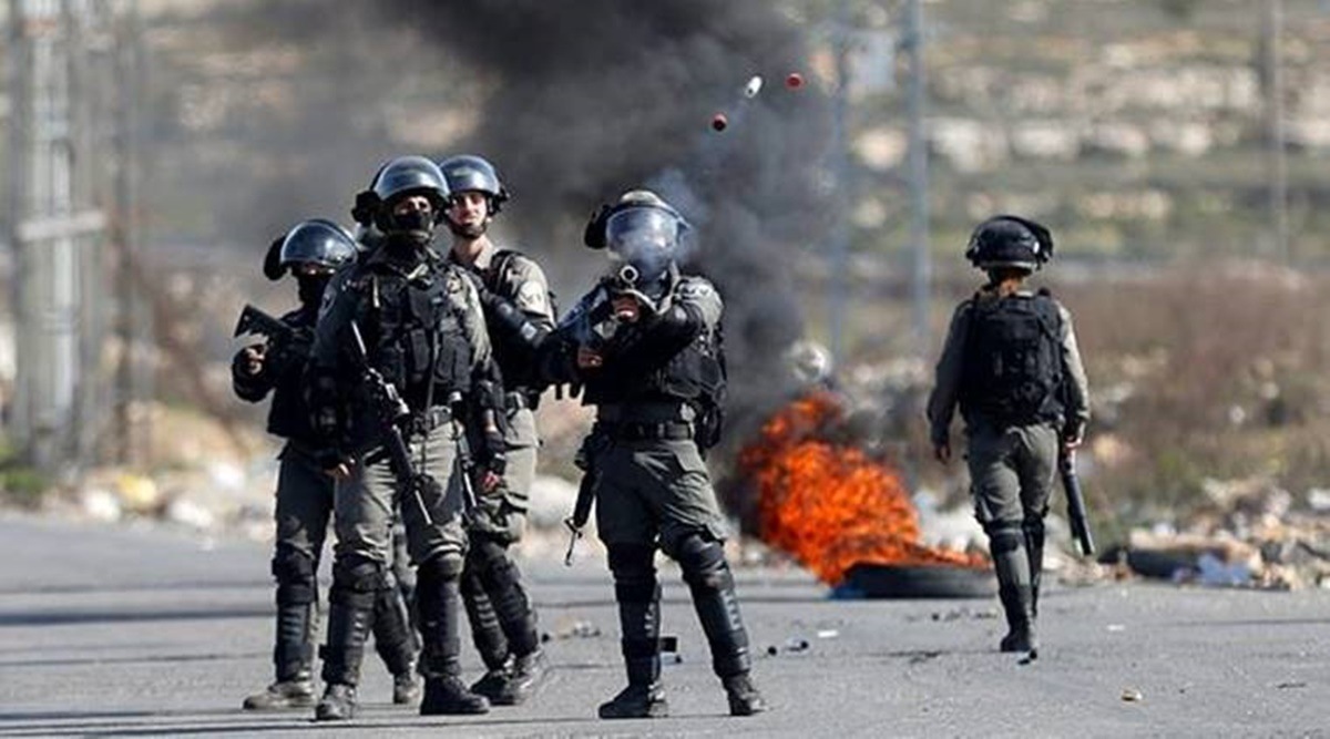 Israeli troops
