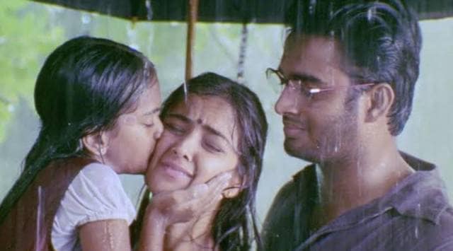 A still from Kannathil Muthamittal.