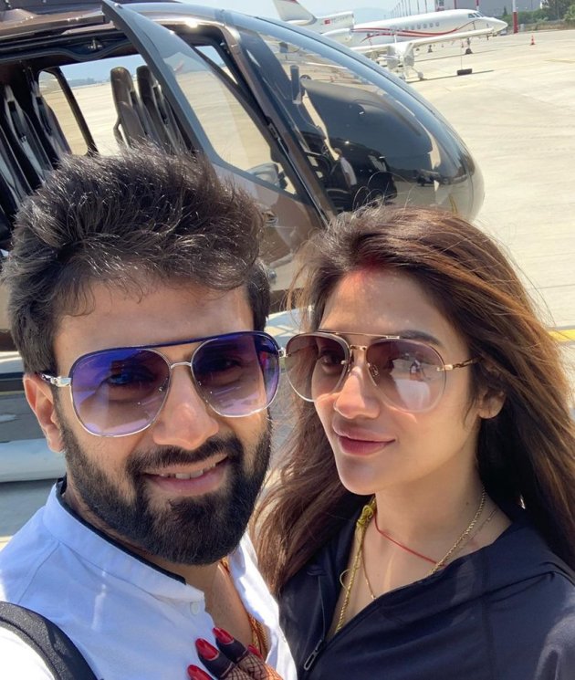 nusrat jahan nikhil jain