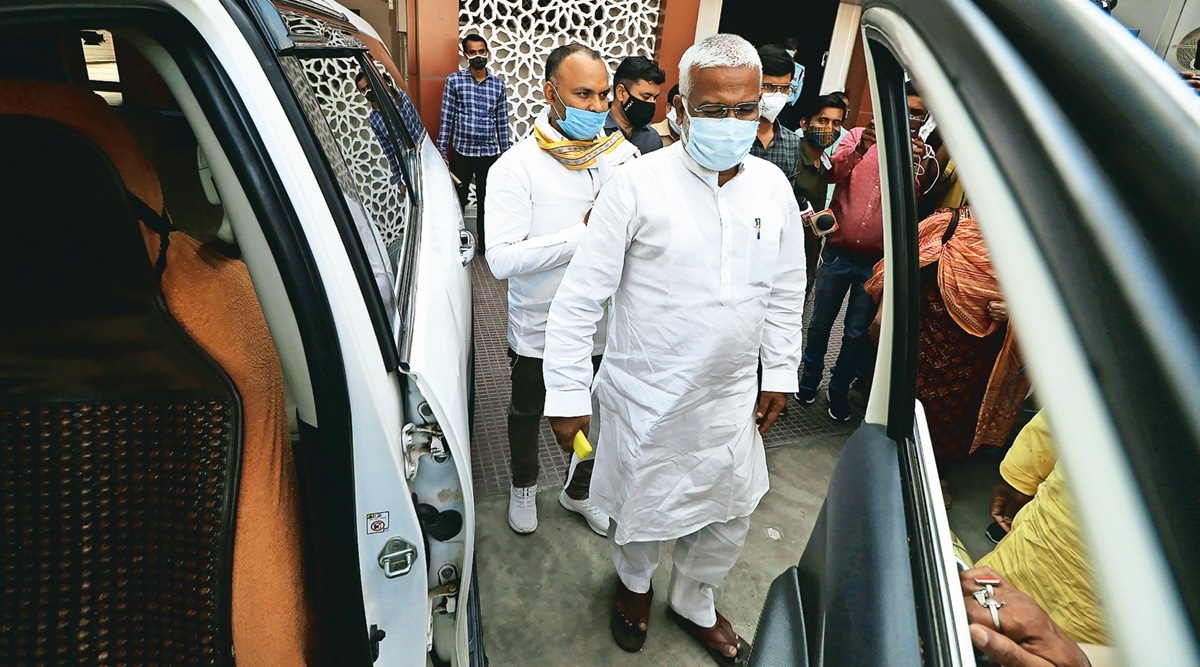 UP BJP meeting, BJP leaders meet in UP, Yogi Adityanath, Uttar Pradesh, B L Santhosh, Yogi govt, UP covid situation, Lucknow news, UP news, Indian express news