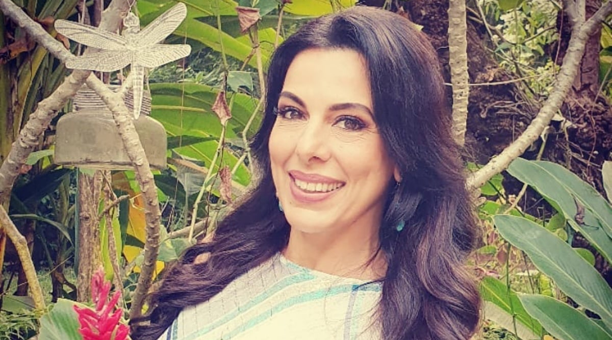 1200px x 667px - Pooja Bedi quit films because of her ex-husband's conservative family: I  became the best wife | Entertainment News,The Indian Express