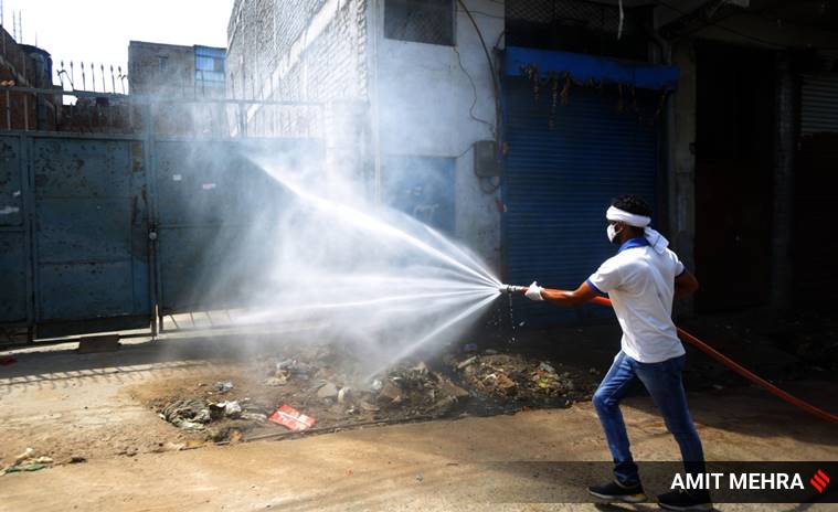 Coronavirus India Live Updates: SC flags dual vaccine pricing; Pinarayi Vijayan calls for united effort in procuring Covid vaccines from Centre