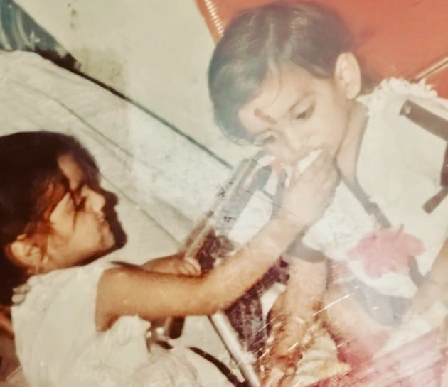 sushant, Shweta Singh Kirti old pic
