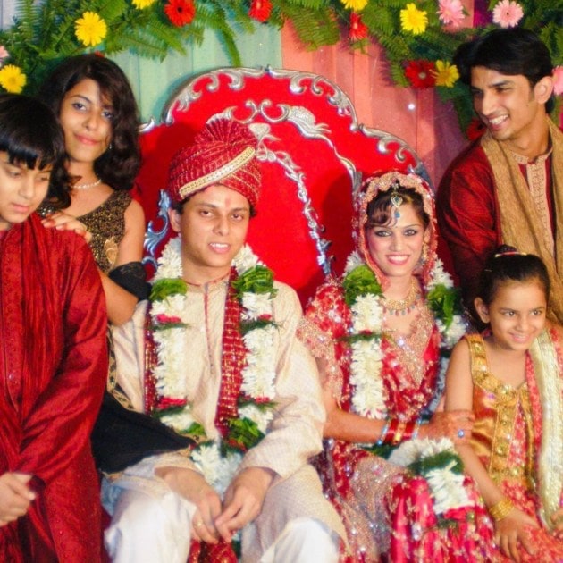 sushant with sister wedding 2