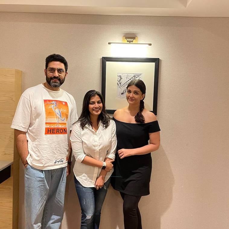 Aishwarya Rai-Abhishek Bachchan, daughter Aaradhya pose with Varalaxmi