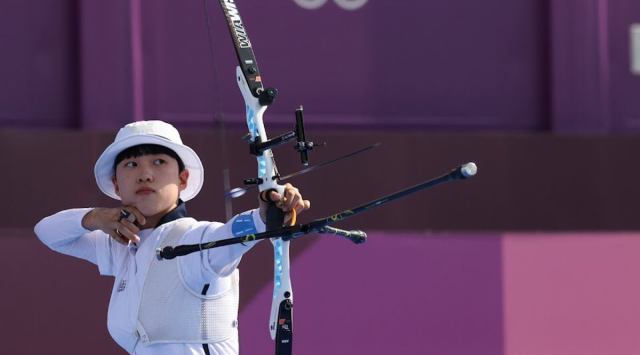 Korean archer An San, An San hairstyle, An San haircut, An San hair controversy, An San trolled in Korea, anti-feminist movement in Korea, An San news, indian express news