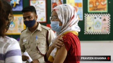 Delhi vaccines, Delhi covid vaccines, Delhi news, Delhi government, delhi vaccine demand, Delhi covid situation, Delhi population, Delhi latest news, AAP, Centre, Indian express