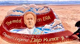 Dilip Kumar, Dilip Kumar news, Dilip Kumar death, Dilip Kumar tribute, Dilip Kumar sand art, sand art made for Dilip Kumar, Dilip Kumar and Sudarsan Pattnaik, Sudarsan Pattnaik tribute for Dilip Kumar, indian express news