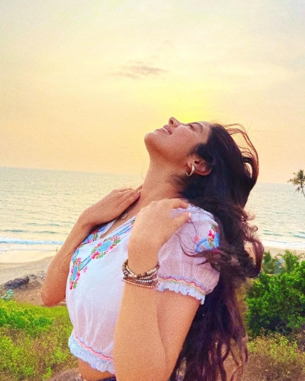 Janhvi Kapoor 8