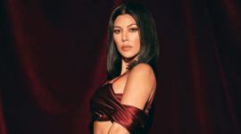 Kourtney Kardashian, Kourtney Kardashian news, Kourtney Kardashian photos, Kourtney Kardashian thong bikini photo, Kourtney Kardashian positive body image, indian express news