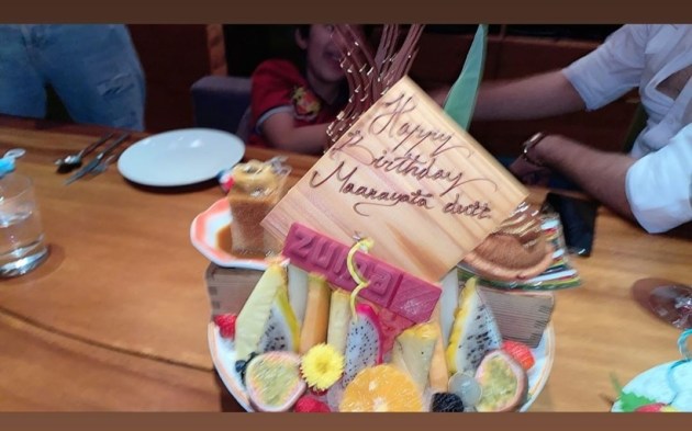 Maanayata Dutt birthday cake