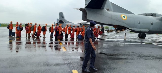 NDRF personnel fly to Maharashtra for rescue and relief work. (Express Photo)