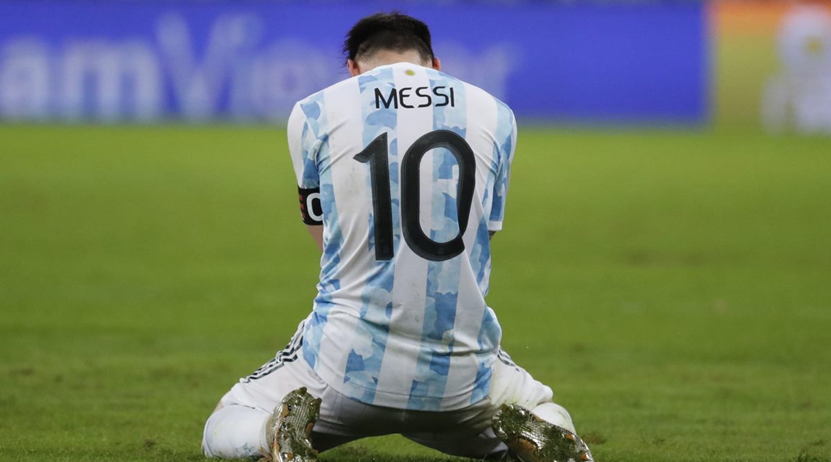 Lionel Messi reflexiona sobre el futuro después de que Argentina venciera a Venezuela
