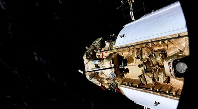 “There is contact!” -Russia’s new Nauka space module docks with ISS ...