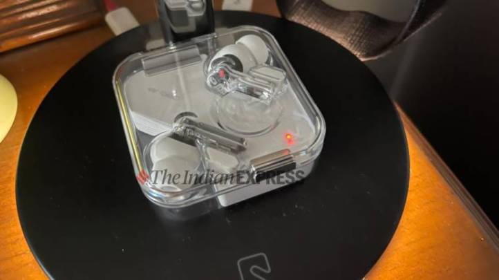 Nothing ear (1) Review: Best sound quality, premium built under 7K budget –  India TV
