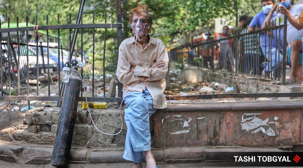 A Covid-19 patient outside LNJP hospital in New Delhi. (File)