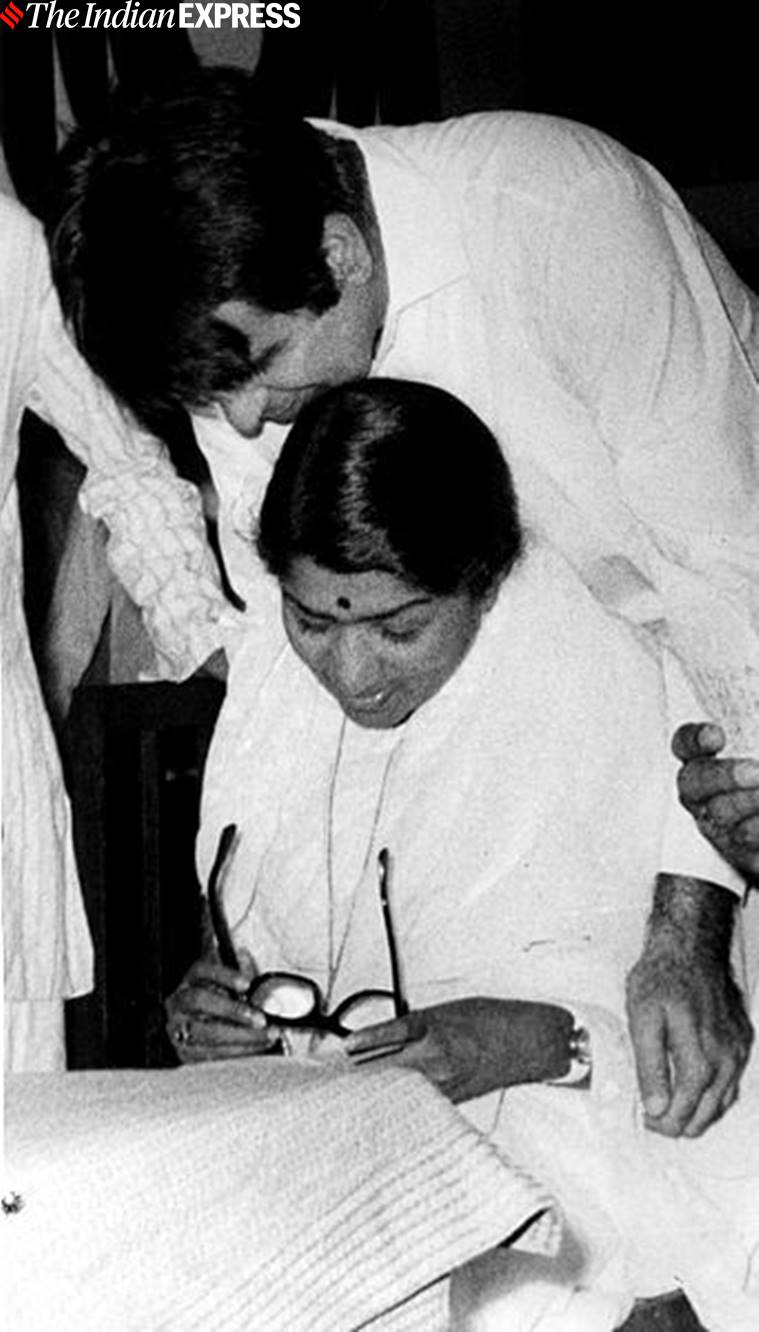 Dilip Kumar death