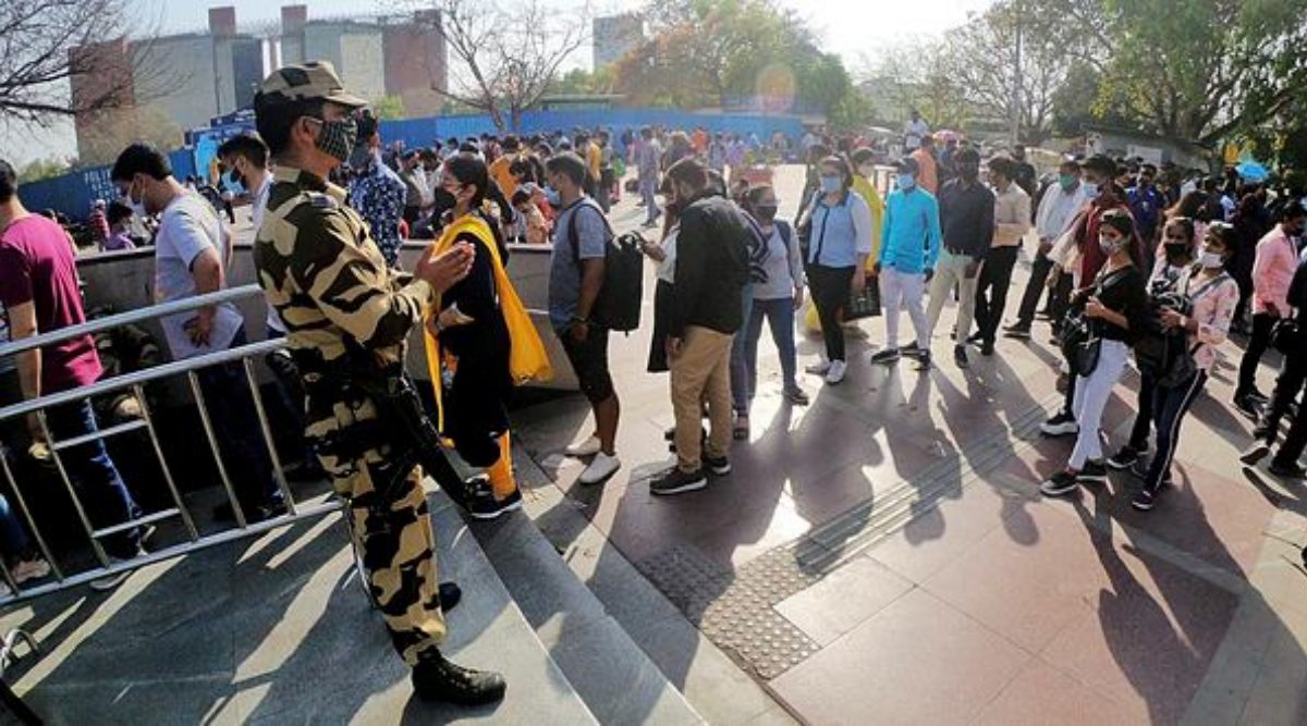 50 minute waiting time at Delhi's Rajiv Chowk Metro station | Delhi news