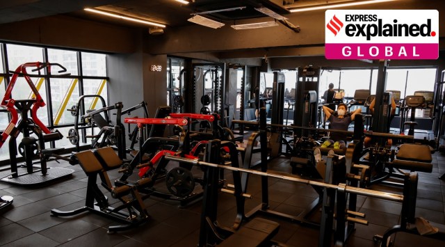 A gym member practices in a fitness club amid the coronavirus disease (COVID-19) pandemic in Seoul, South Korea. (Photo: Reuters)
