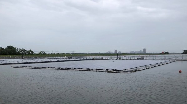 floating solar panel farms in Singapore 