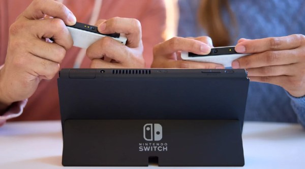 Nintendo Switch OLED vs Nintendo Switch: What's different?